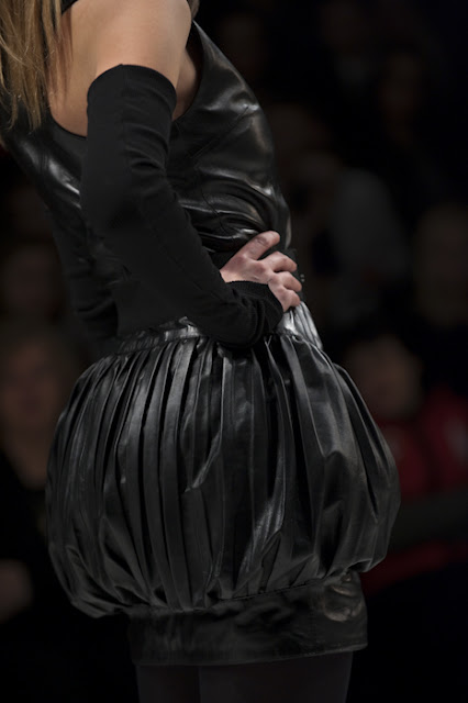 Larisa LOBANOVA, UFW, fall/winter 2010-11 Photographer Serge Chernikov