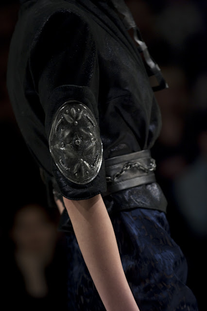 Daria Galushka, UFW, fall/winter 2010-11 Photographer Serge Chernikov