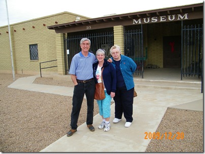 Tom, Sharon and Ellen Hampton