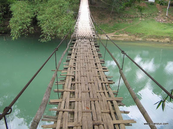世界上最危险的吊桥 