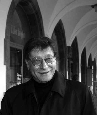 [mahmoud_darwish_press2[3].jpg]