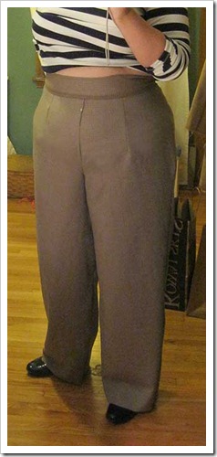 Fitting trousers (Simplicity 3688). Now we have a nice, pac-man ghost shape….