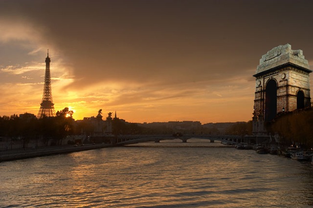 [delhi-paris[3].jpg]