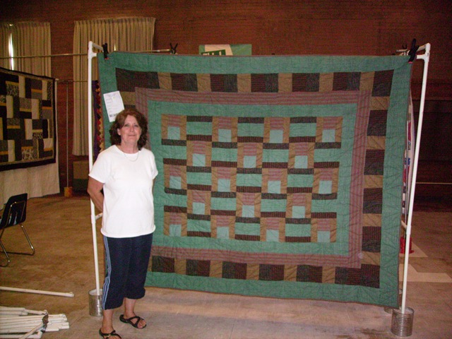 [Betty S with quilt[2].jpg]