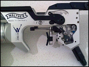 Photo: Walther LP 400, trigger