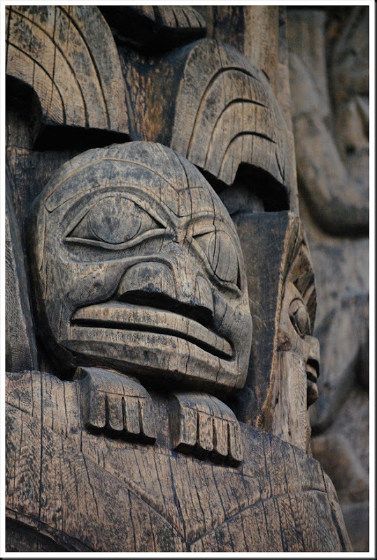 TOTEM FACE