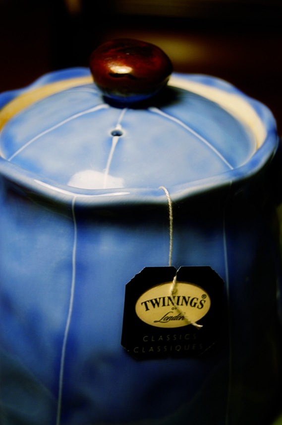 [blue teapot[2].jpg]