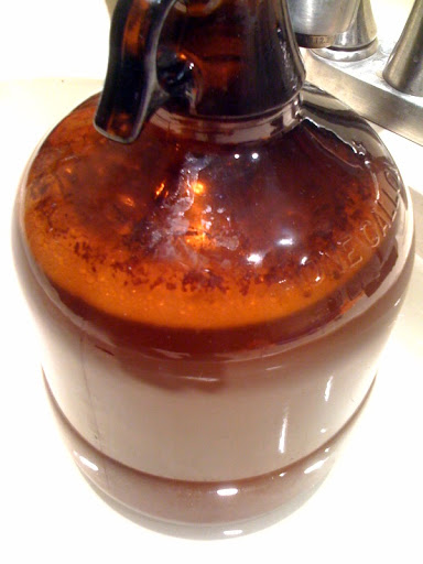 Mead Fermenting in a 1 Gal Growler