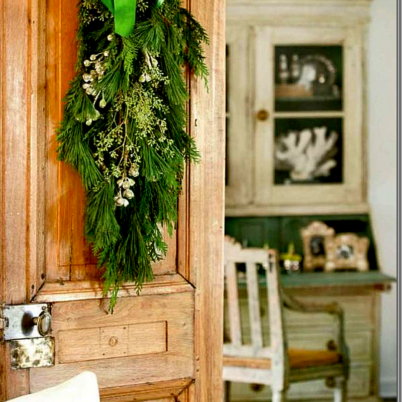 HAPPY HOLIDAYS!