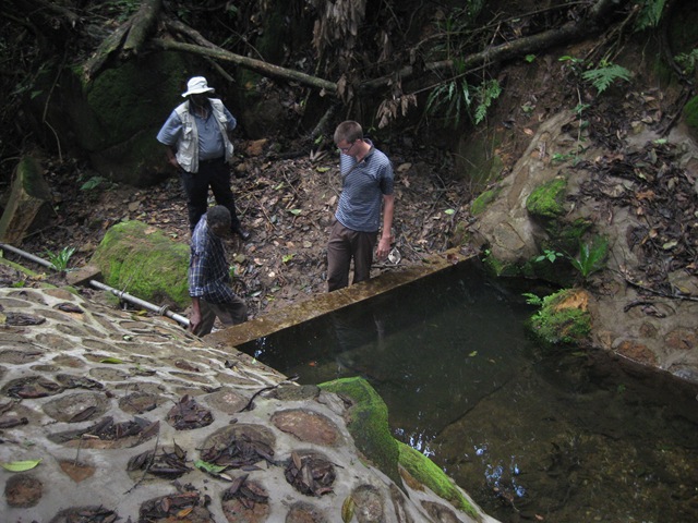 [FieldVisit_March12_2009 049[1].jpg]
