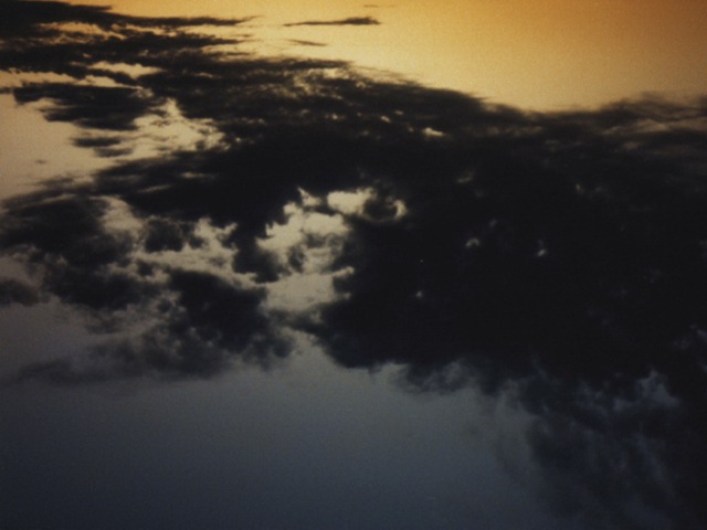 [cloud_552.jpg]