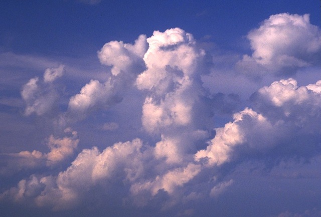 [cloud_572.jpg]