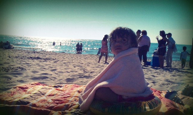 [BeachBaby[4].jpg]
