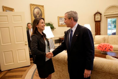 Maria_Corina_Machado__Sumate__meets_George_W._Bush__2002_.jpg