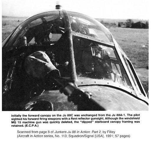 Ju88C-early%20windshield%20gun.jpg