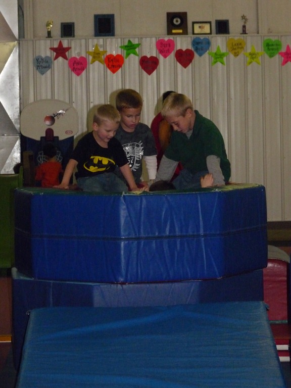 [Kylers Birthday 076_edited-1[3].jpg]