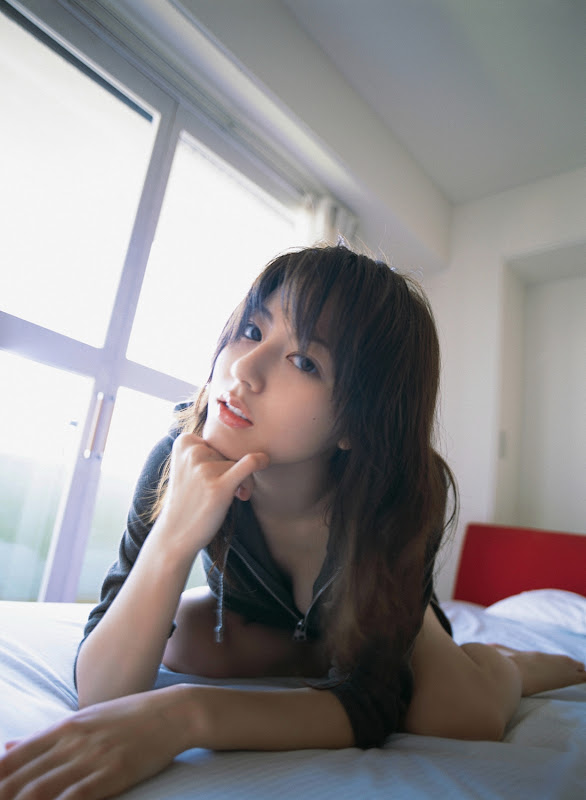 Yumi Sugimoto sexy asian celebrities underwear