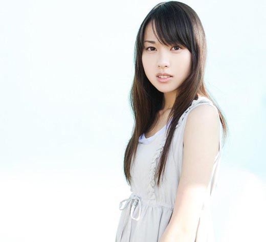 Erika Toda Photos