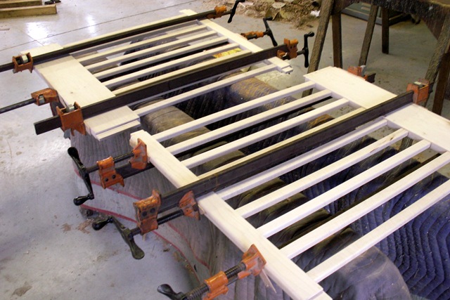 [Building the Baby Crib_0006[4].jpg]