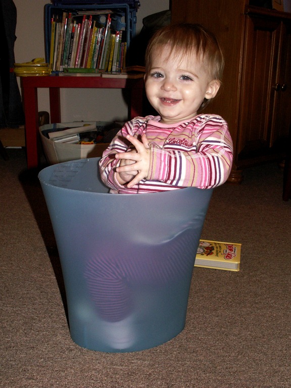 [Elaine in the trash can[8].jpg]