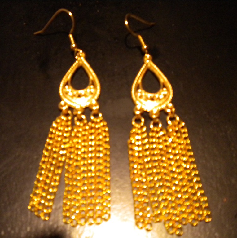 [Gold Tassel Earrings[4].jpg]