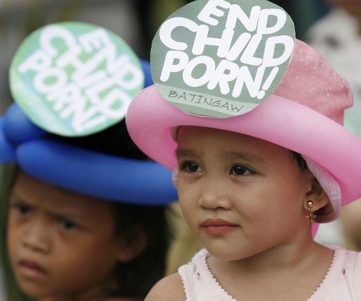 [NO a la pornografía infantil[4].jpg]