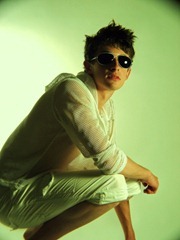 Pose-5366