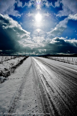 [snowshowers-6034[12].jpg]