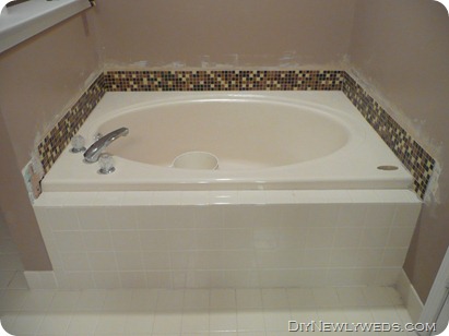 tiling-bath-tub