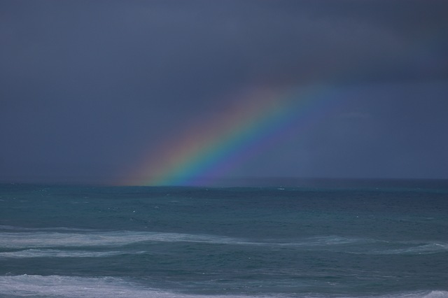 [rainbow over sea[4].jpg]