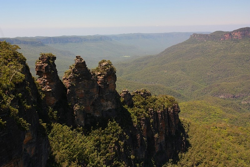[100113_Three Sisters, Blue Mountain NP01_sm[2].jpg]