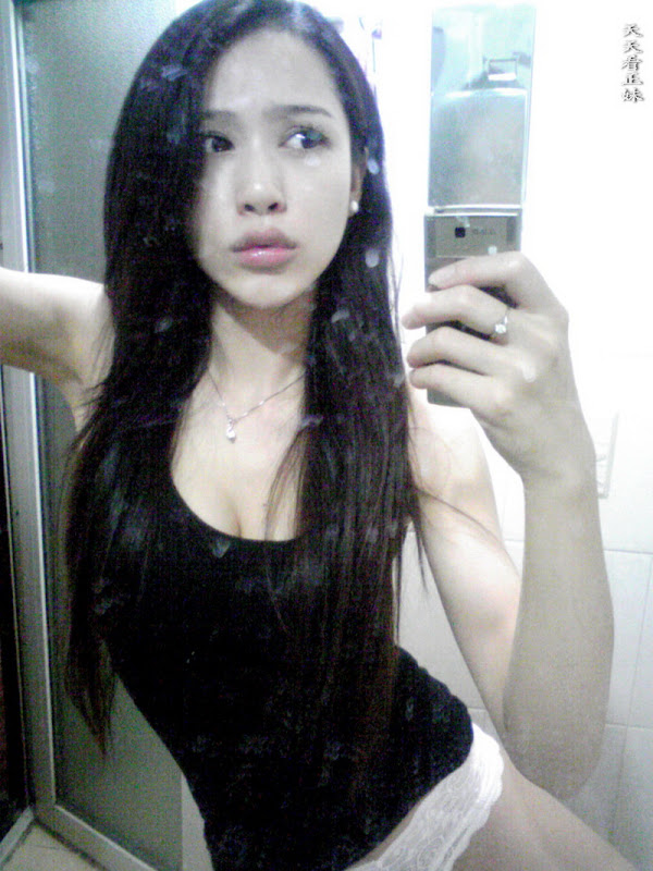 รูปภาพ สาวเซ็กซี่ แนวทางบ้าน หมวยโพสท่าสุดซี๊ด