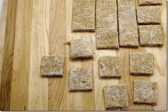 whole wheat crackers222