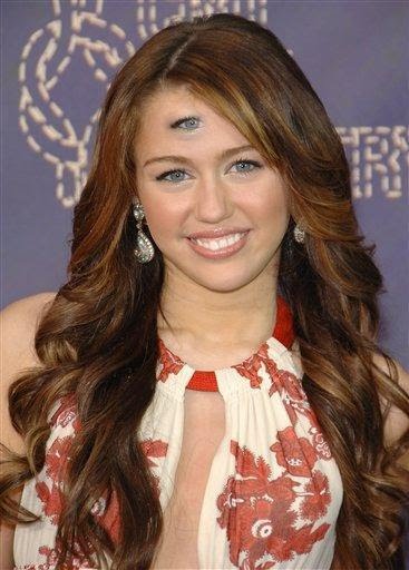 miley cyrus no makeup 2011. comments withoutmiley cyrus