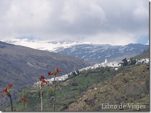 Capileira. Uno de los pueblos más al norte de la comarca, a las faldas de Sierra Nevada.