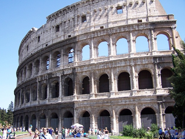 [ColiseumROMA[2].jpg]