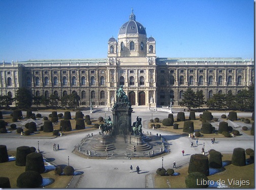 Museo de Historia del Arte en Viena - Símbolo del Poder del Imperio de los Habsburgo