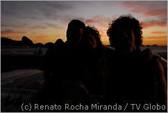 Bernardo, Maria e Pedro, contraluz