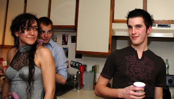 Alina and Cody can't avert their eyes from my good looks. DSC_0015 (2).JPG