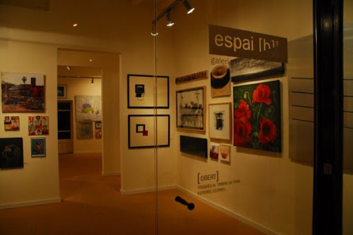 Espai B