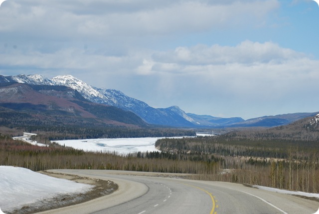 04-19-09 Alaskan Highway - BC 219