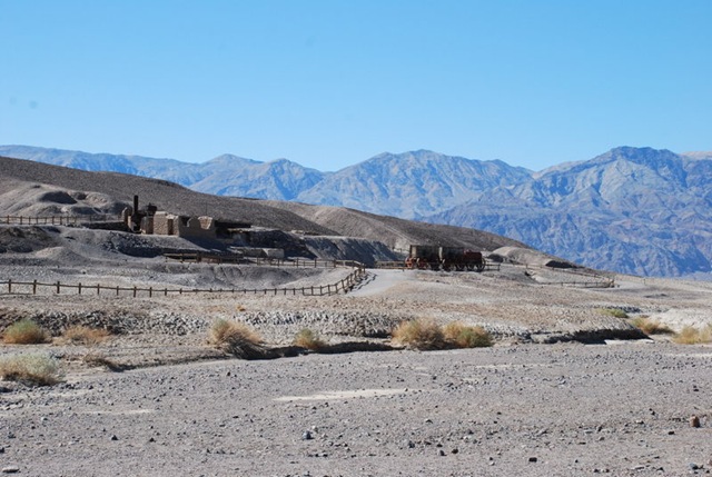 [103109BDeathValleyNP0553.jpg]