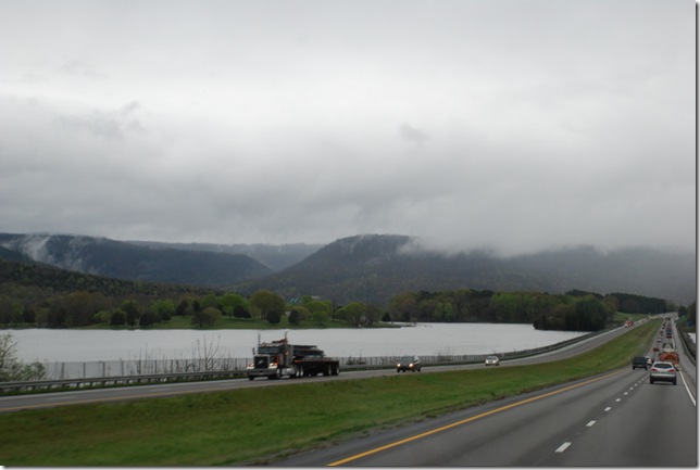 03-30-11  X US72 near AL Border 006