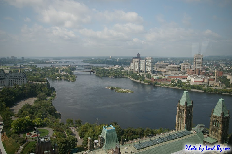 加拿大國會山莊 (Parliament Hill)