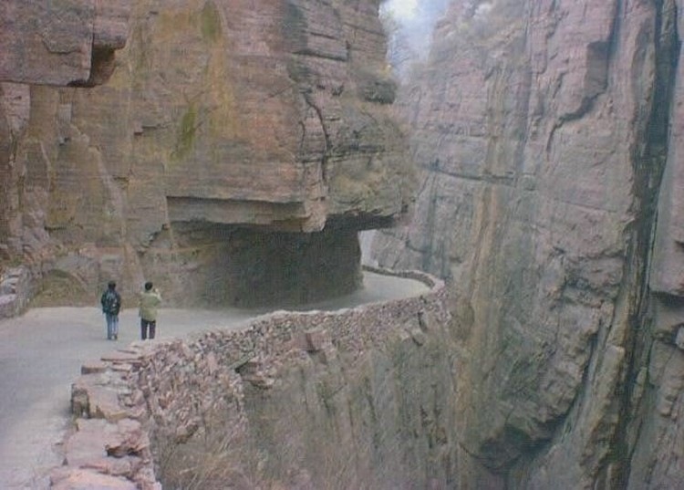 [Guoliang Tunnel (6)[2].jpg]