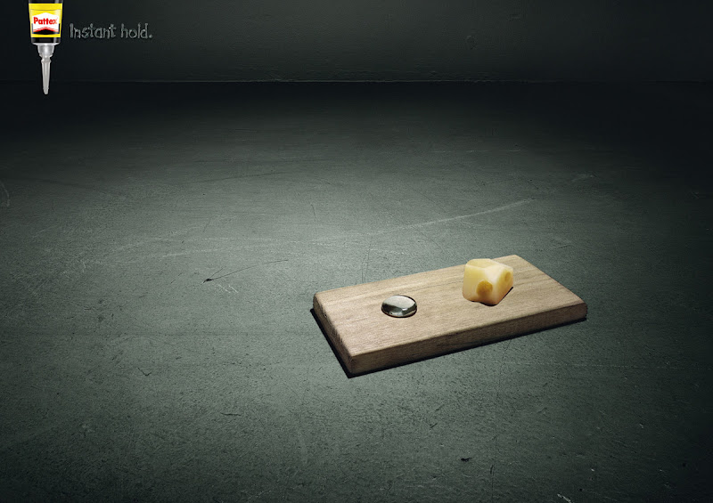 Pattex Superglue. Mousetrap