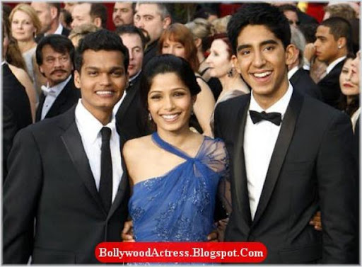 Dev+patel+and+freida+pinto+kissing+pictures