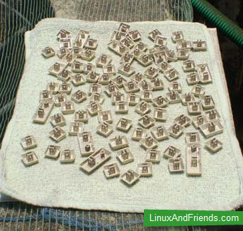 Dry the keys - cleaning the keyboard Dry the keys in sunlight.