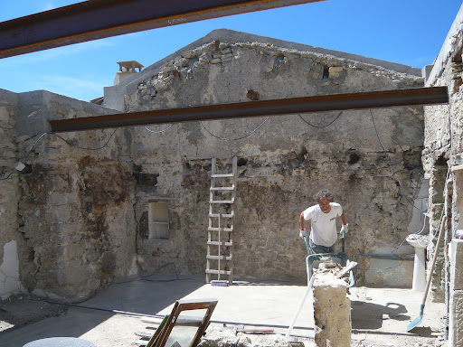 Et voilà y a plus qu'à reconstruire la démolition c'est fini !