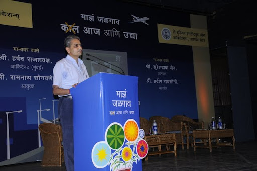 Construction Guide Opening Ceremony 2010